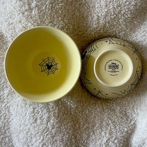 Mickey Mouse Halloween cereal bowls